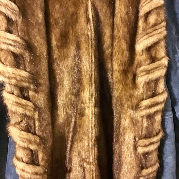 Dennis Basso leather coat - Picture 2 of 7